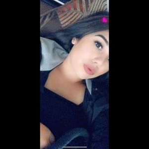 Meet your Posher, Celly